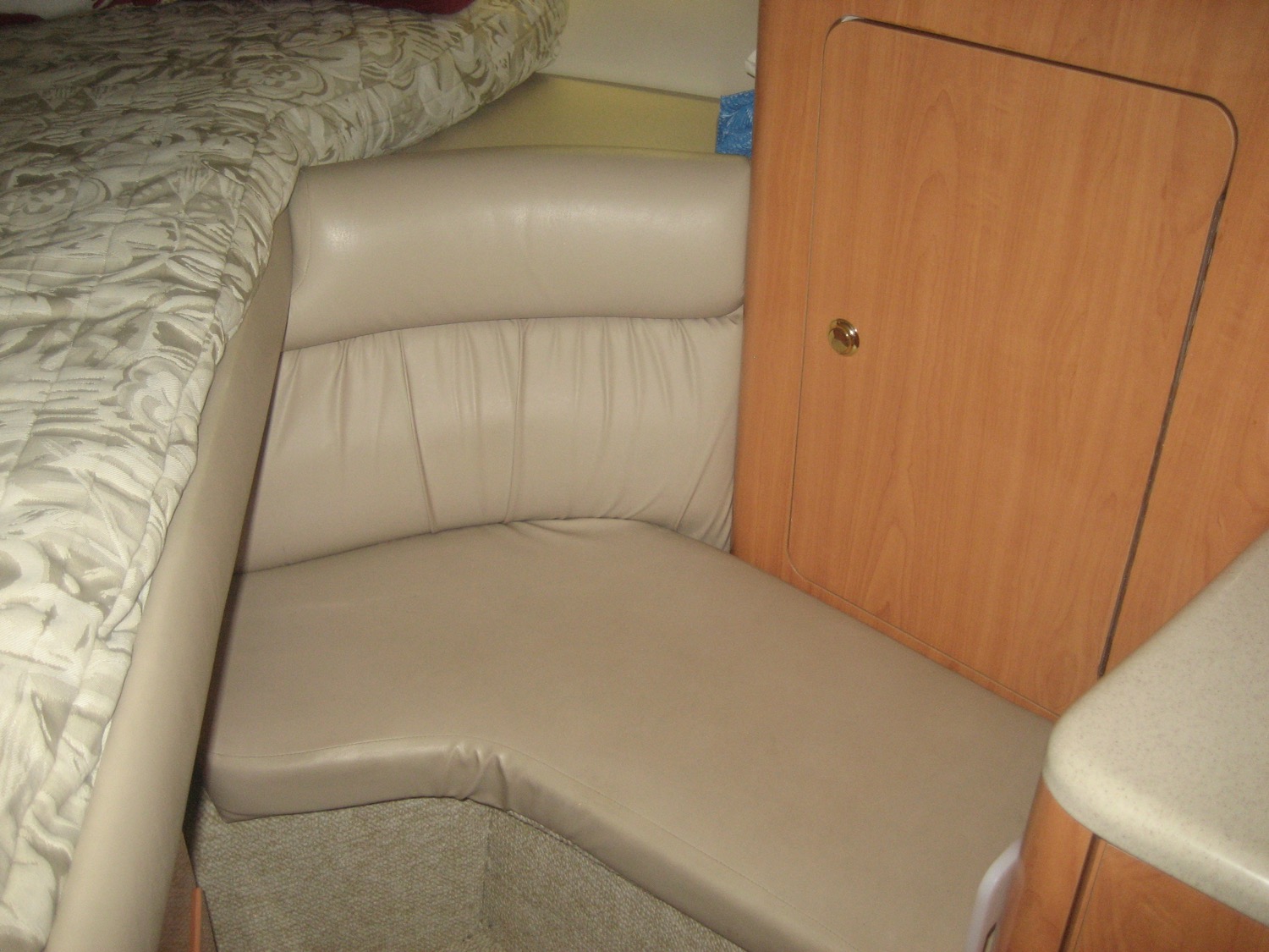 Regal 3260 Commodore - Andiamo 18