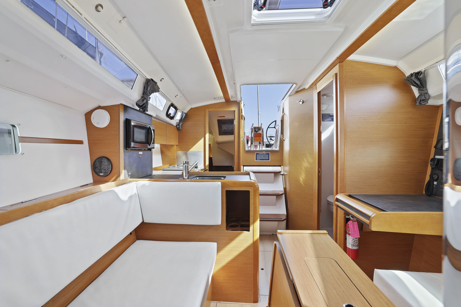 Jeanneau 349 - MORROWIND 17