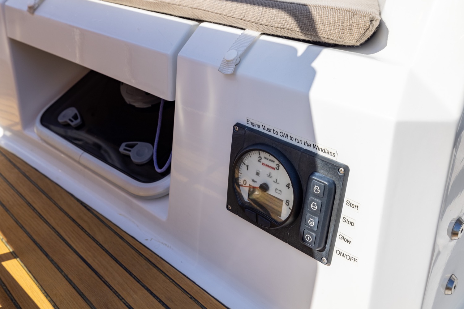 Jeanneau 349 - MORROWIND 24