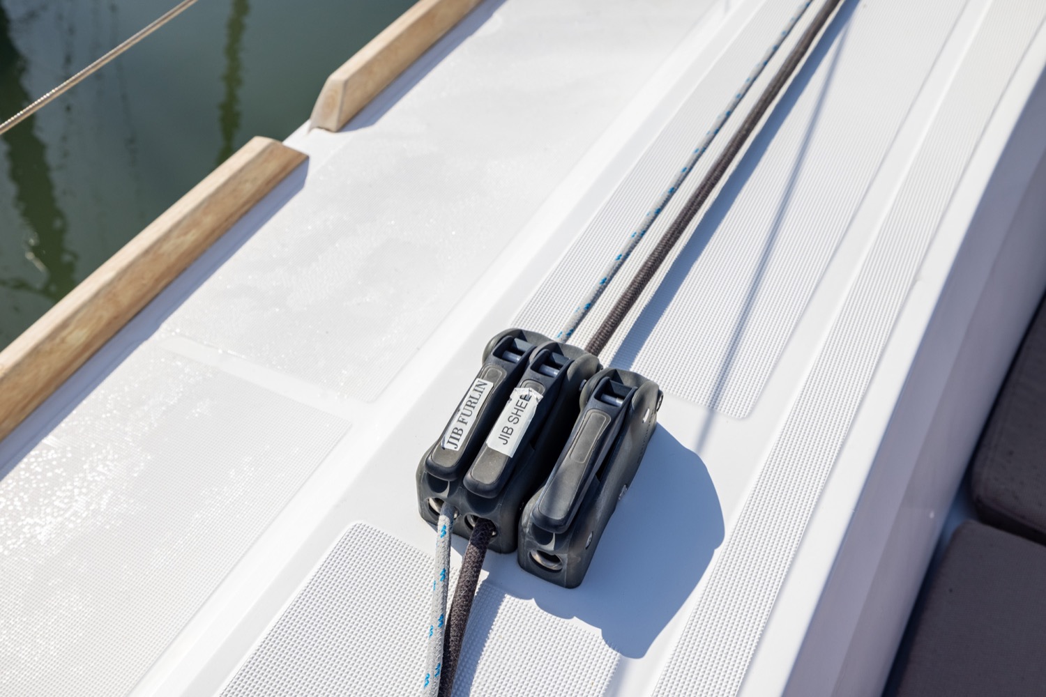 Jeanneau 349 - MORROWIND 28