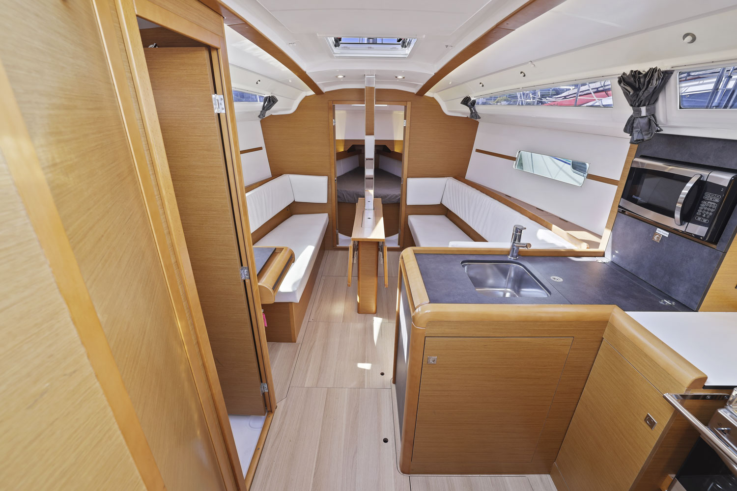 Jeanneau 349 - MORROWIND 9