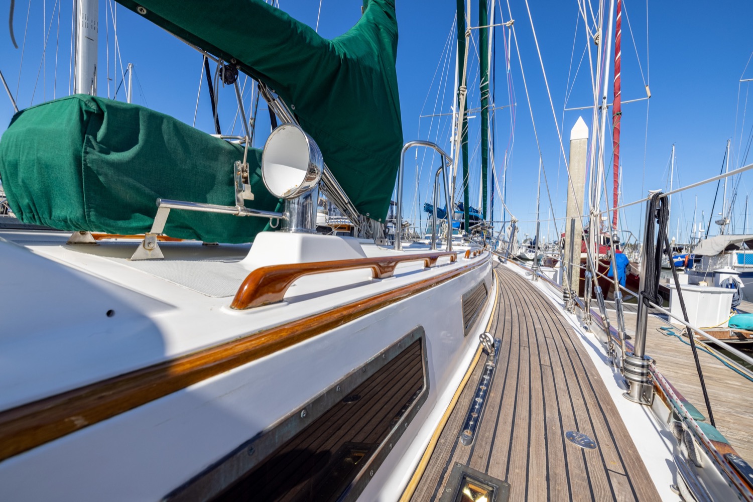 Passport 42 - DreamKeeper 16