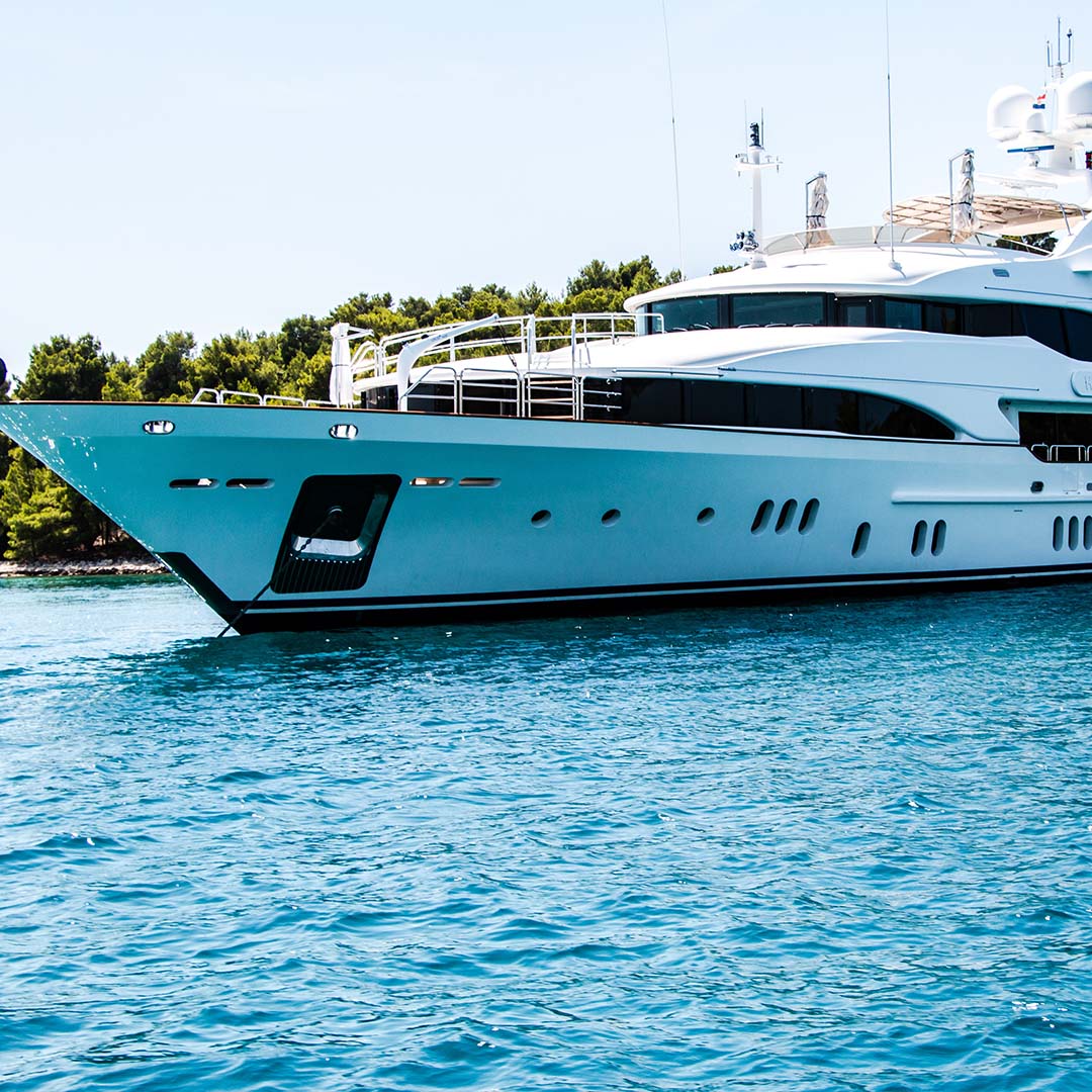 Professional picture of yacht