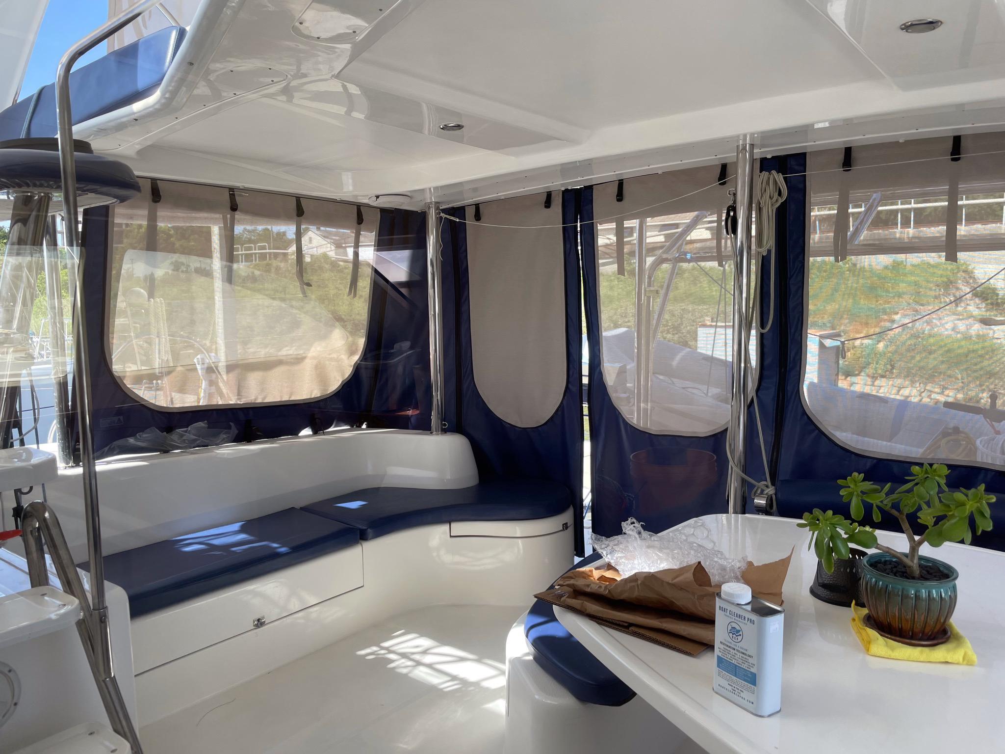 Leopard 46 SERENITY 35