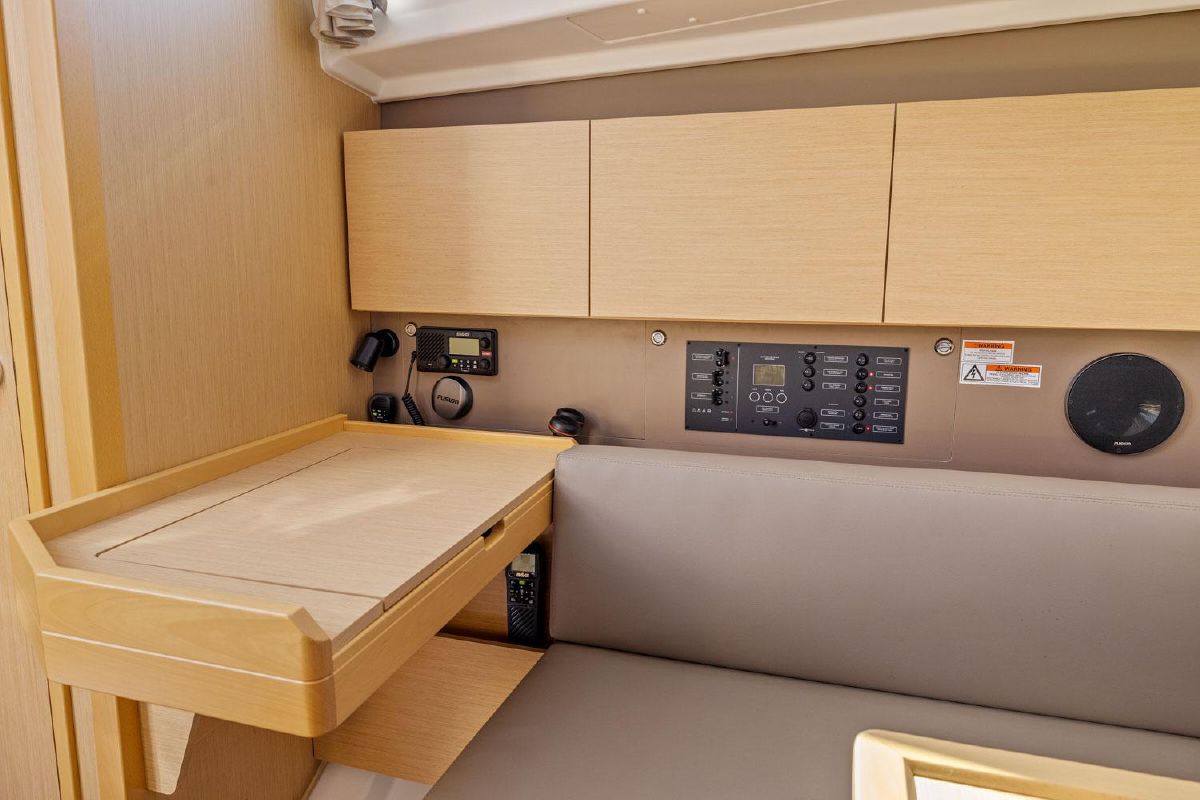 2015 Beneteau 38 - TOOFUN 40