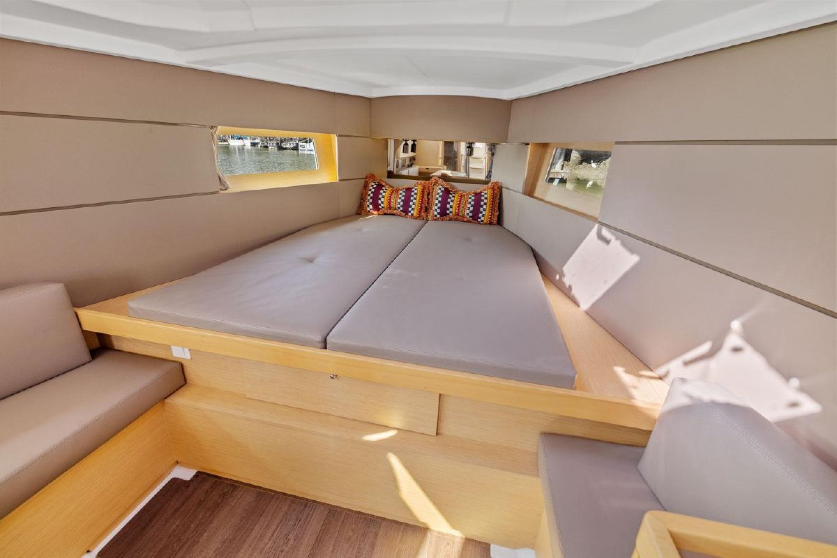 2015 Beneteau 38 - TOOFUN 42