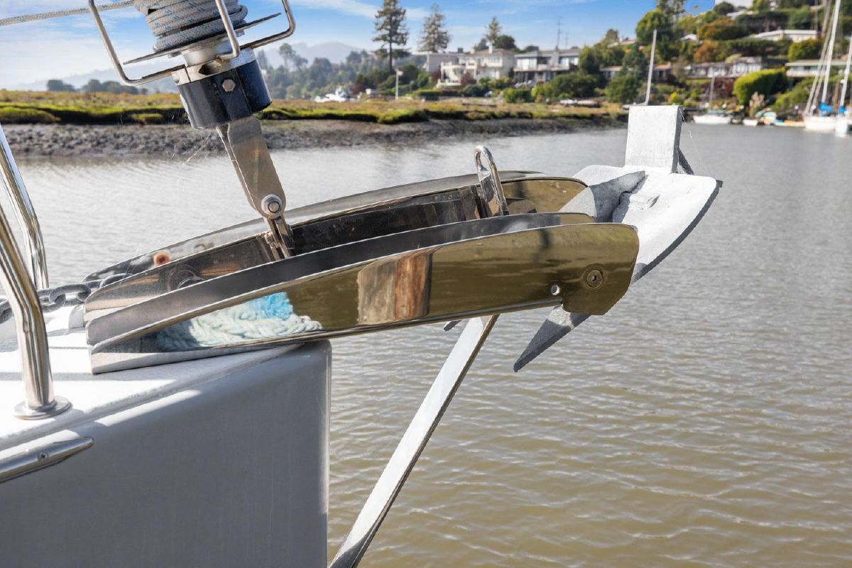 2015 Beneteau 38 - TOOFUN 5