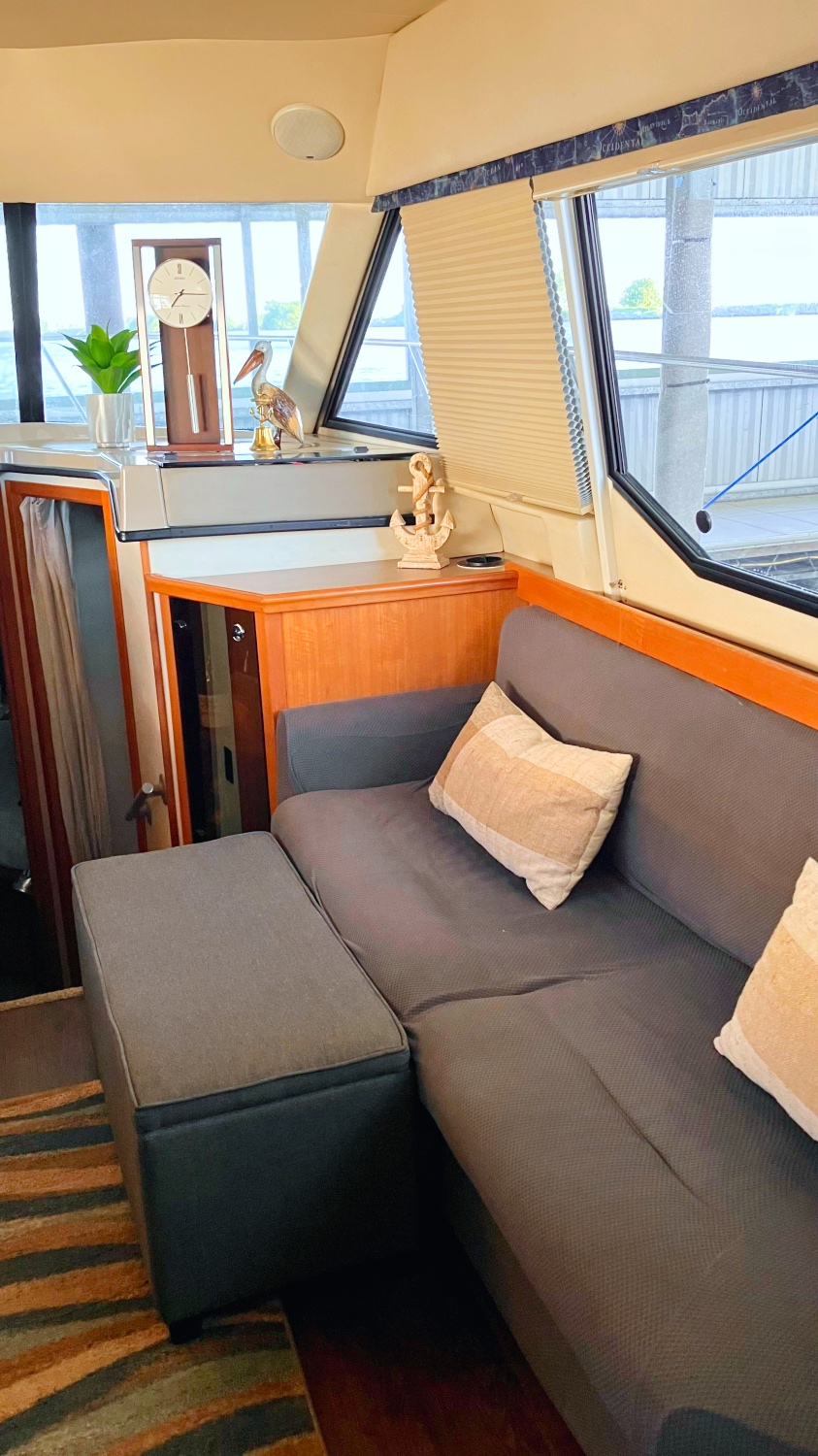 1996 Bayliner 4087 MY 8