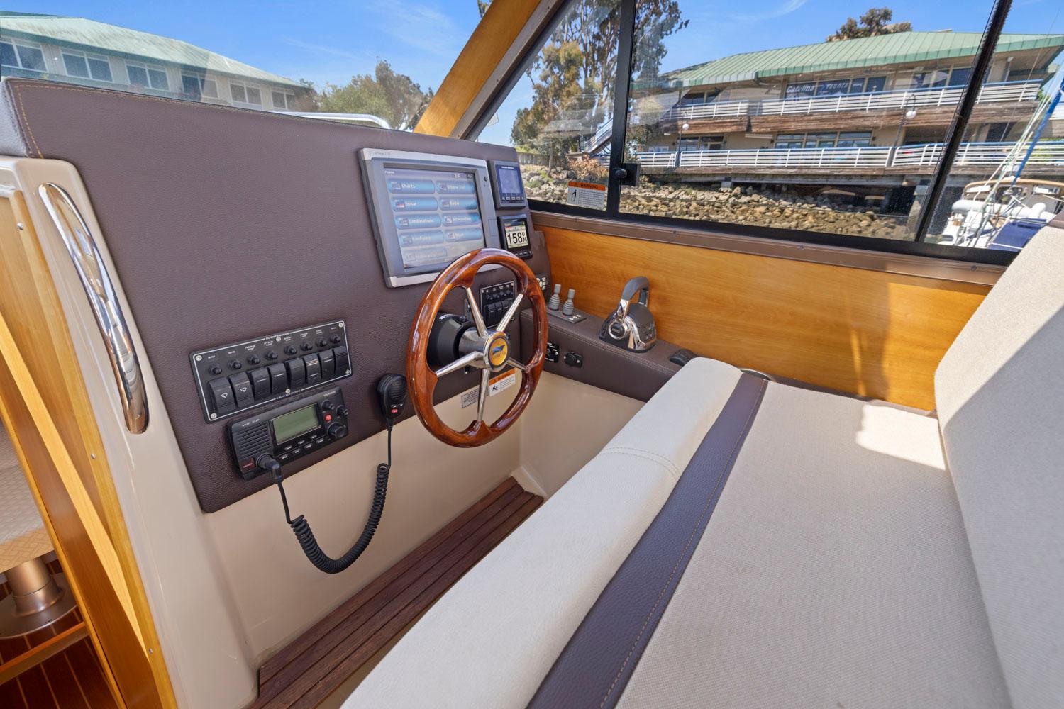 2015 Cutwater 26 DEVIATION 25