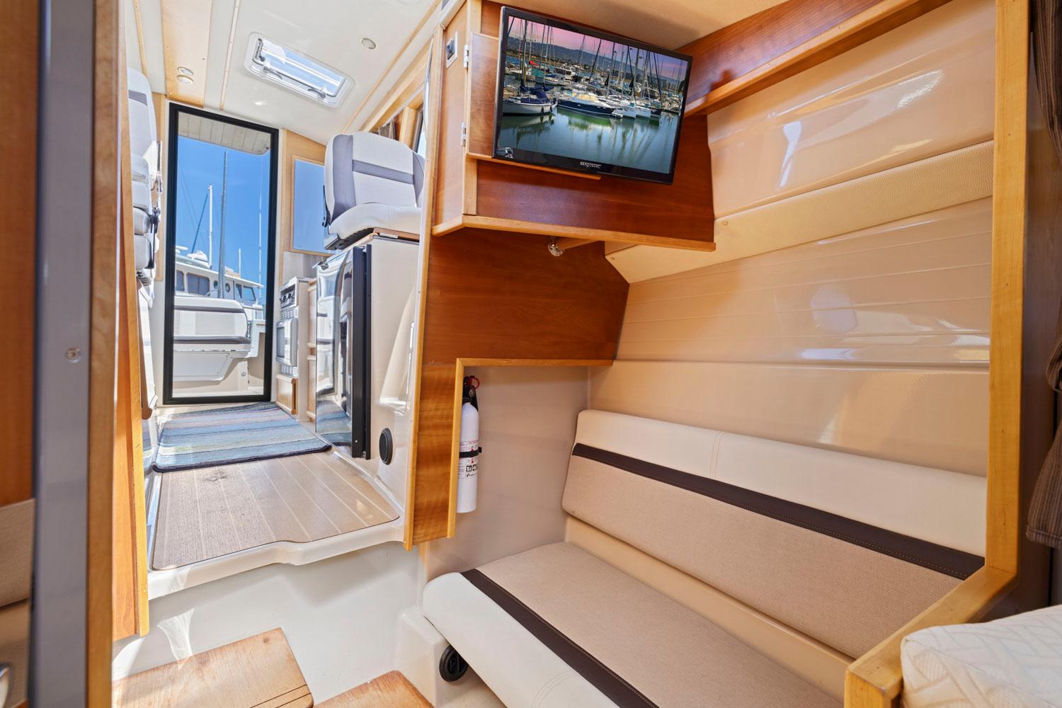 2015 Cutwater 26 DEVIATION 28