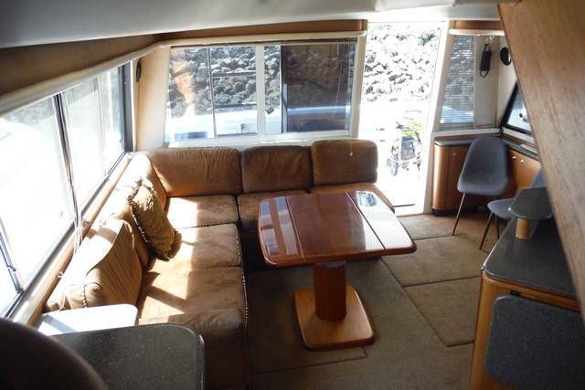 1999 Bayliner 4788 17