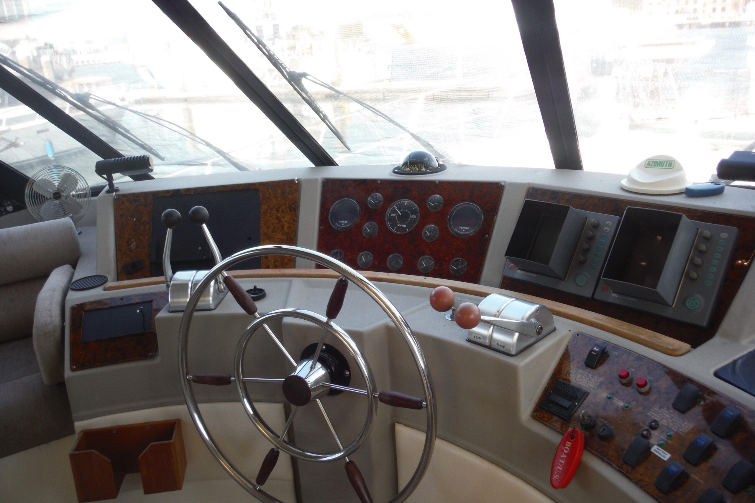 1999 Bayliner 4788 24