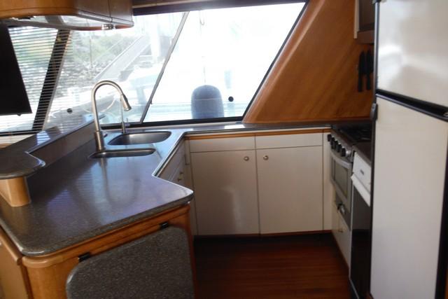 1999 Bayliner 4788 7