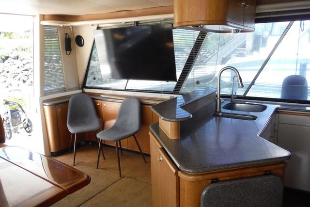 1999 Bayliner 4788 8