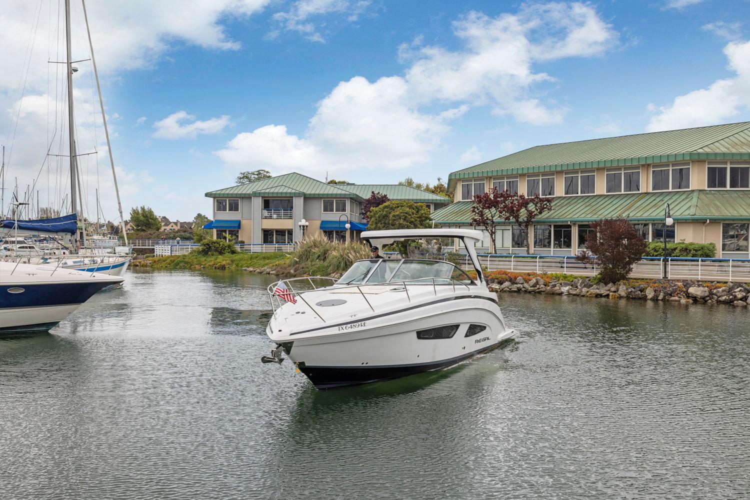 2022 Regal 33 Express - PARISII 12