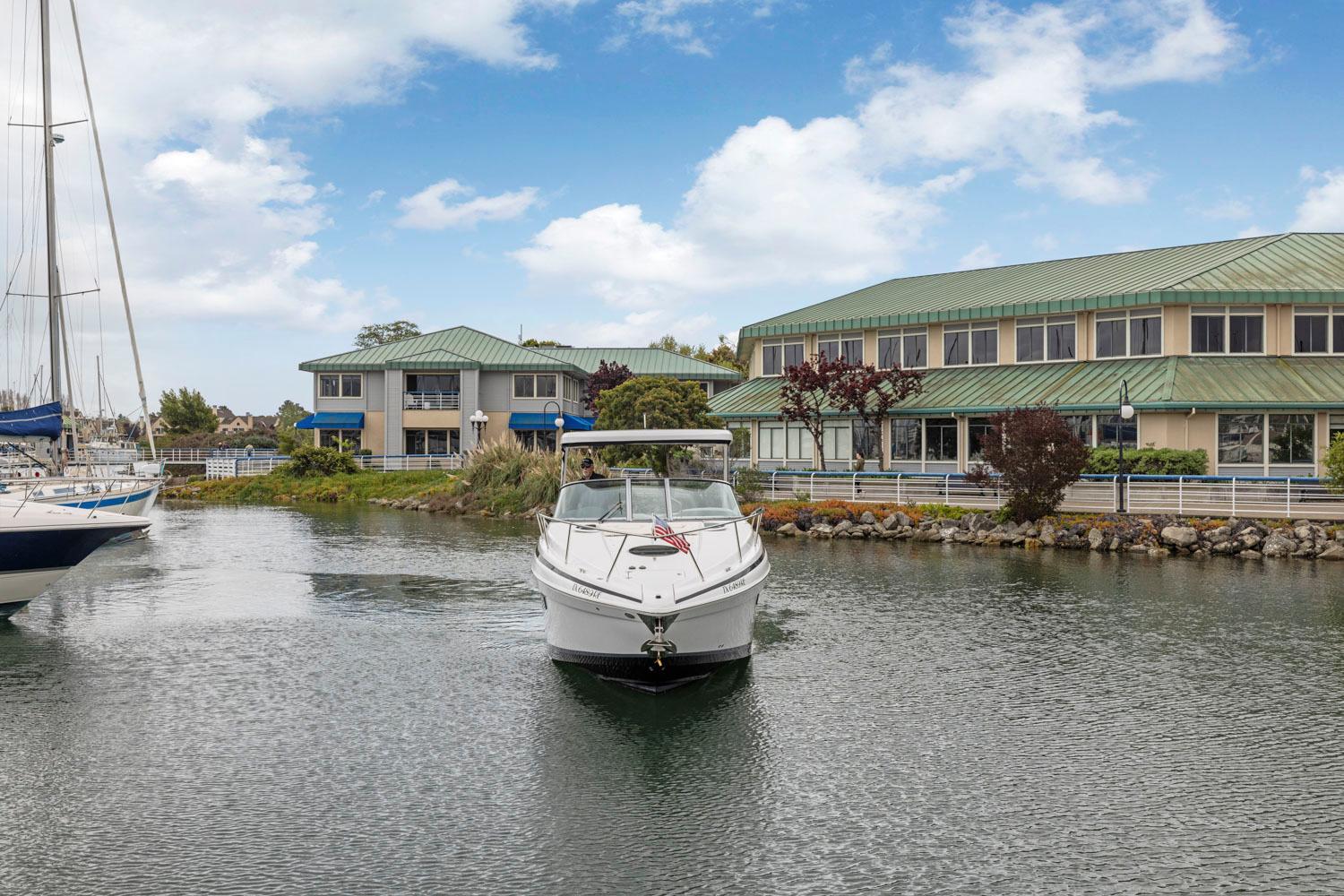 2022 Regal 33 Express - PARISII 13