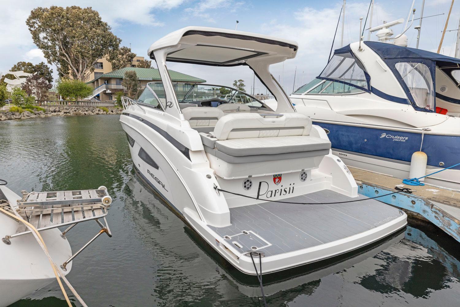 2022 Regal 33 Express - PARISII 15