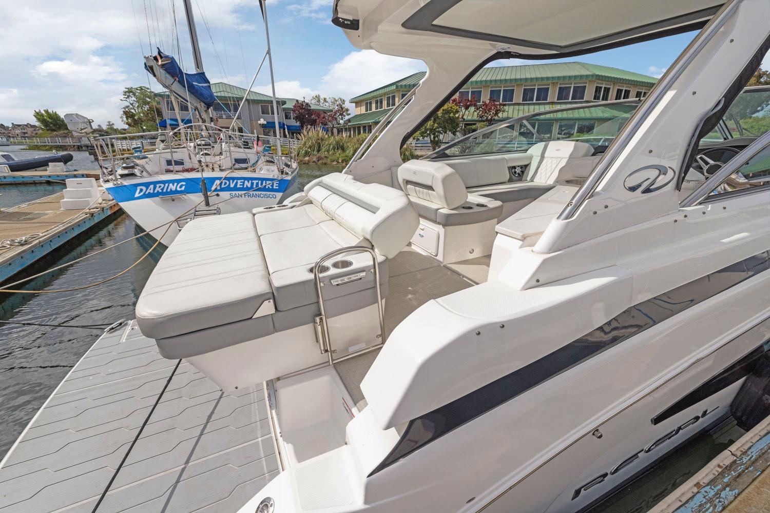 2022 Regal 33 Express - PARISII 21