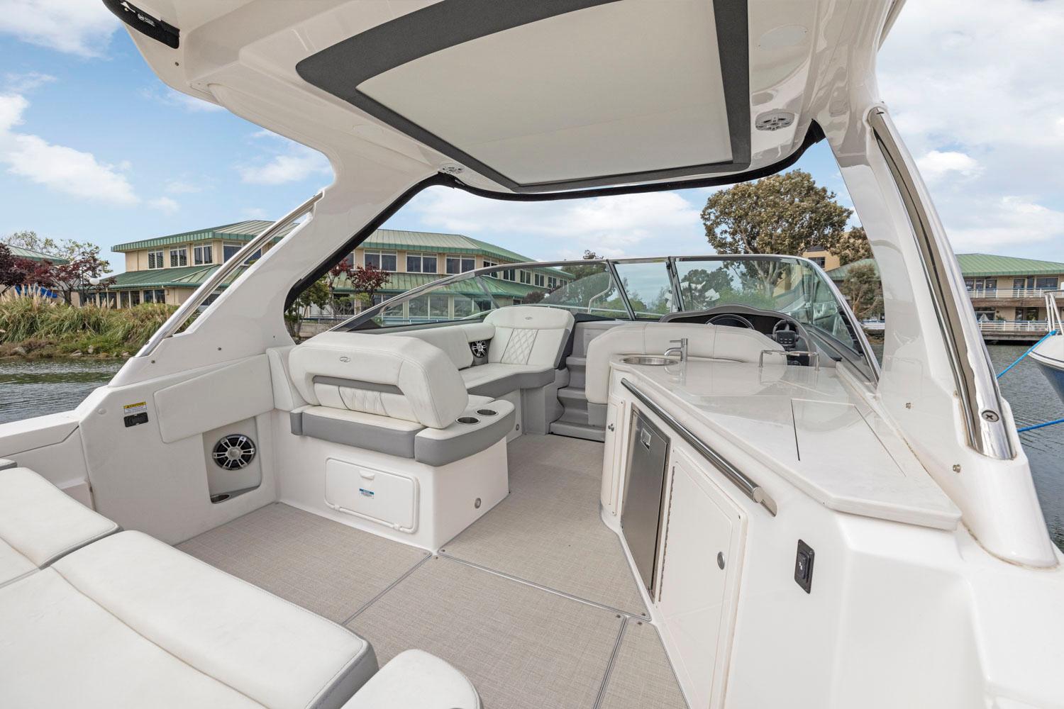 2022 Regal 33 Express - PARISII 22