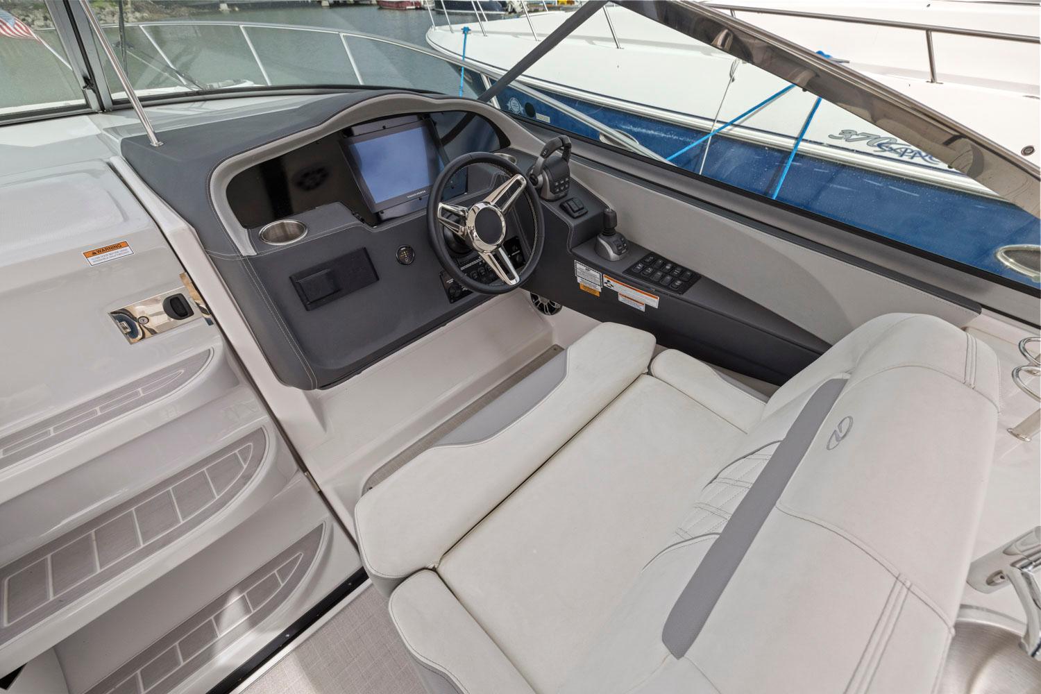 2022 Regal 33 Express - PARISII 31