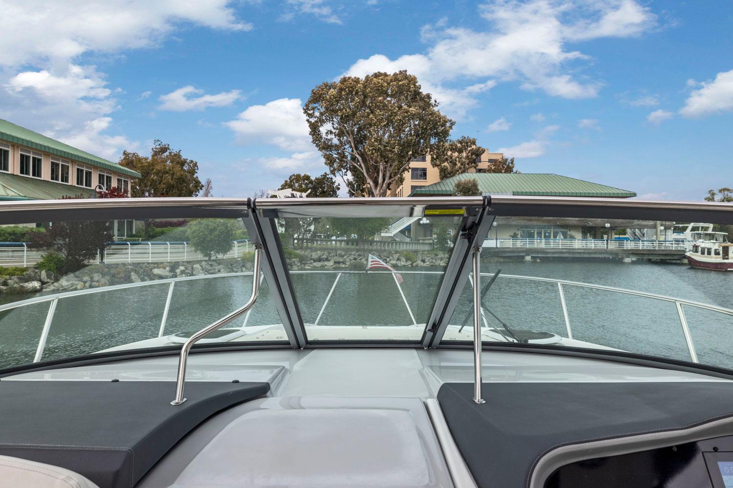 2022 Regal 33 Express - PARISII 34