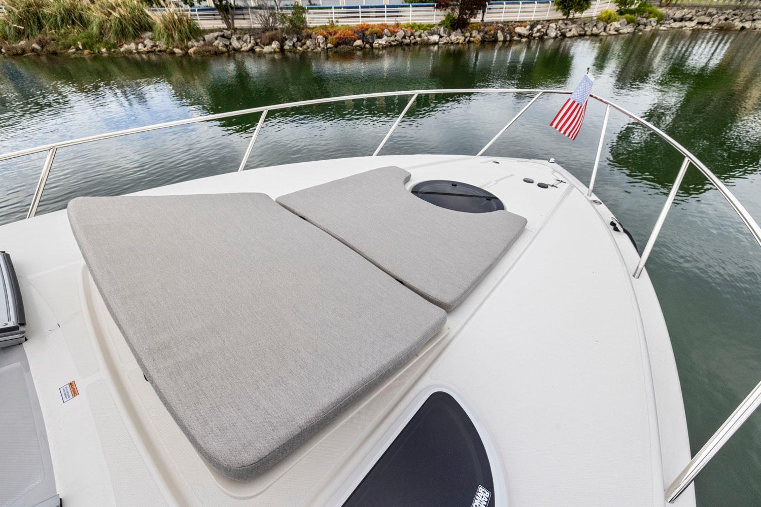 2022 Regal 33 Express - PARISII 39