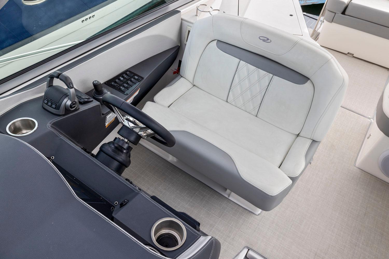 2022 Regal 33 Express - PARISII 42