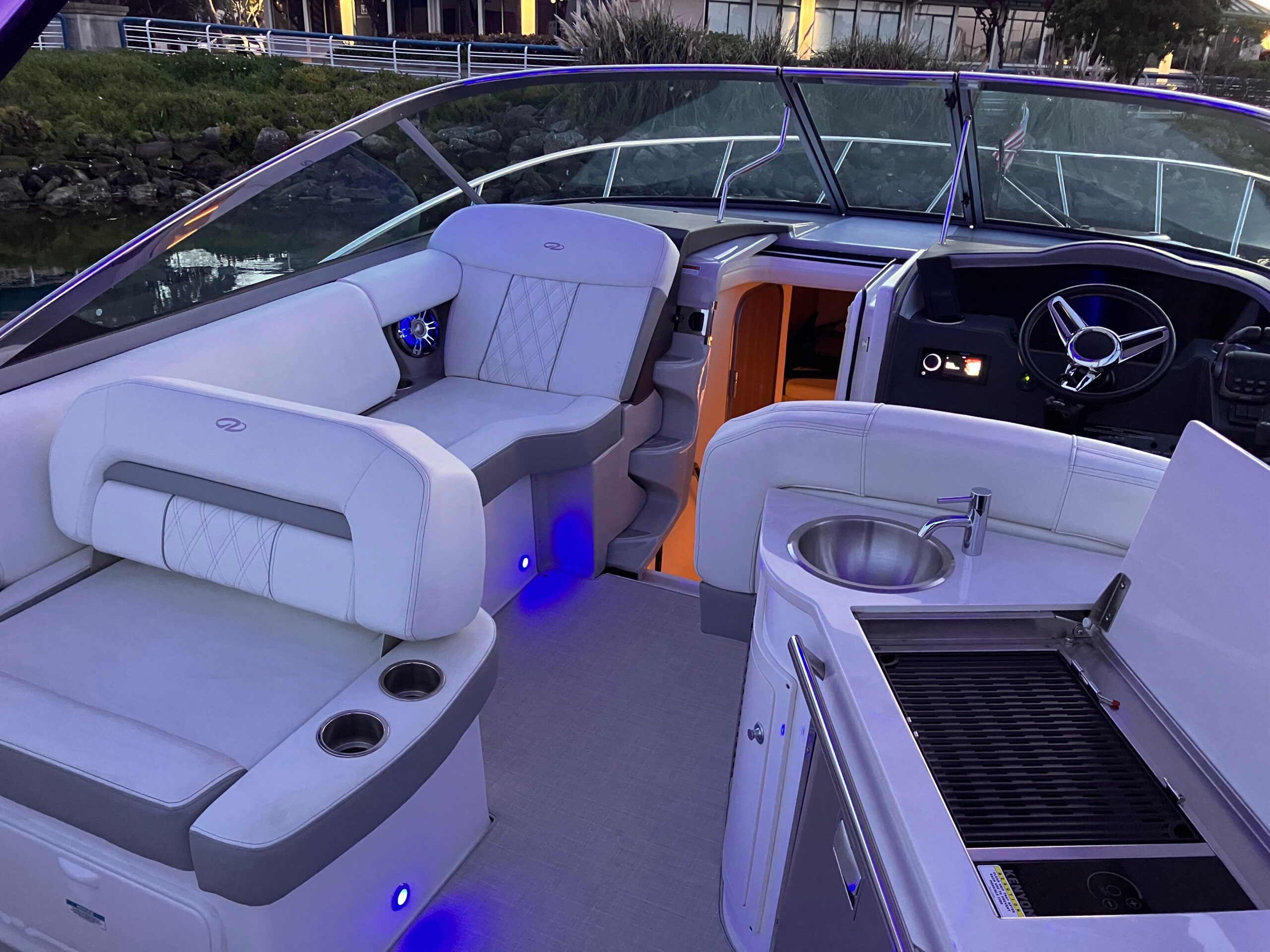 2022 Regal 33 Express - PARISII 55