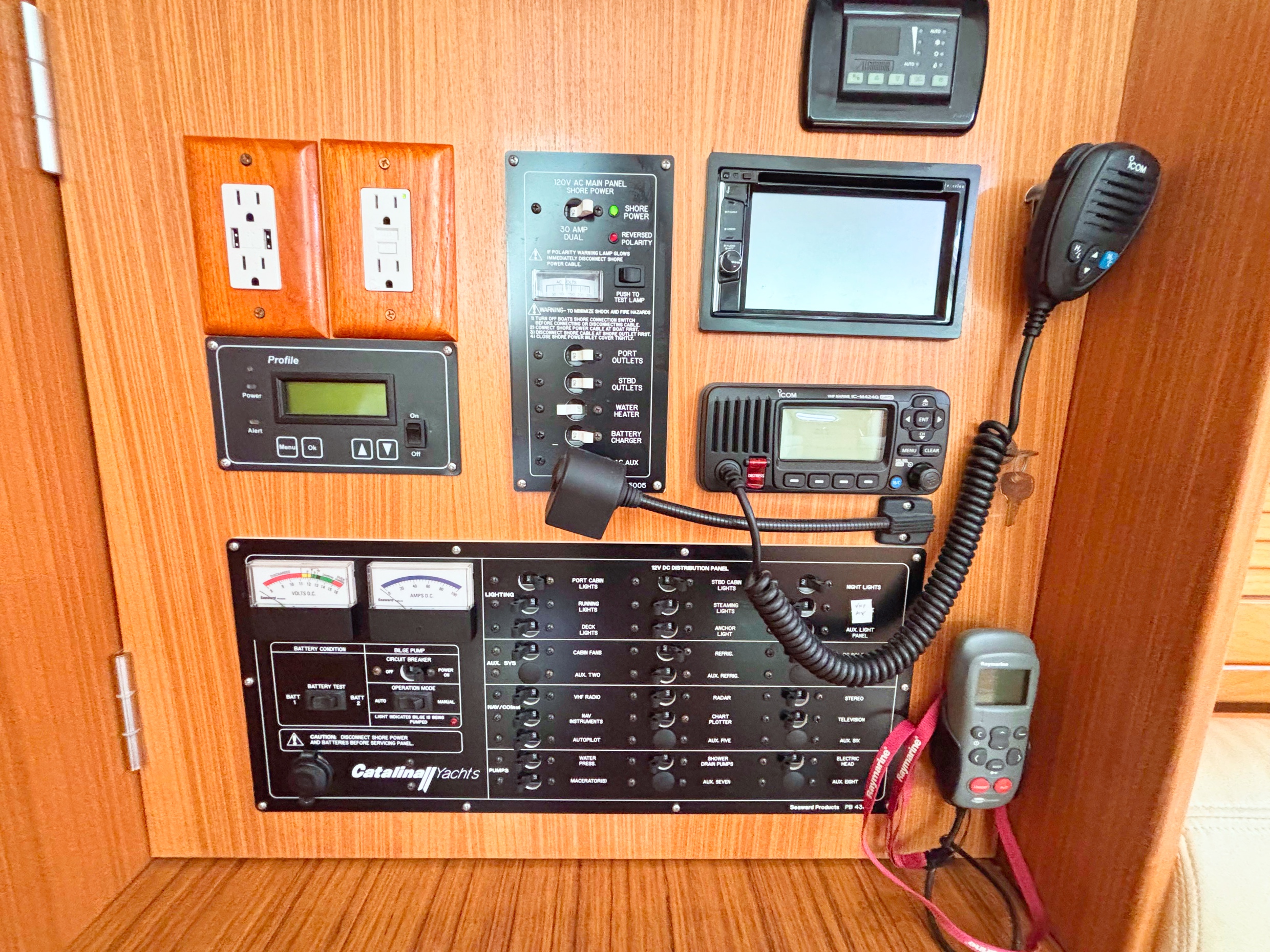 Catalina 375 - NORTHERN SKY 11