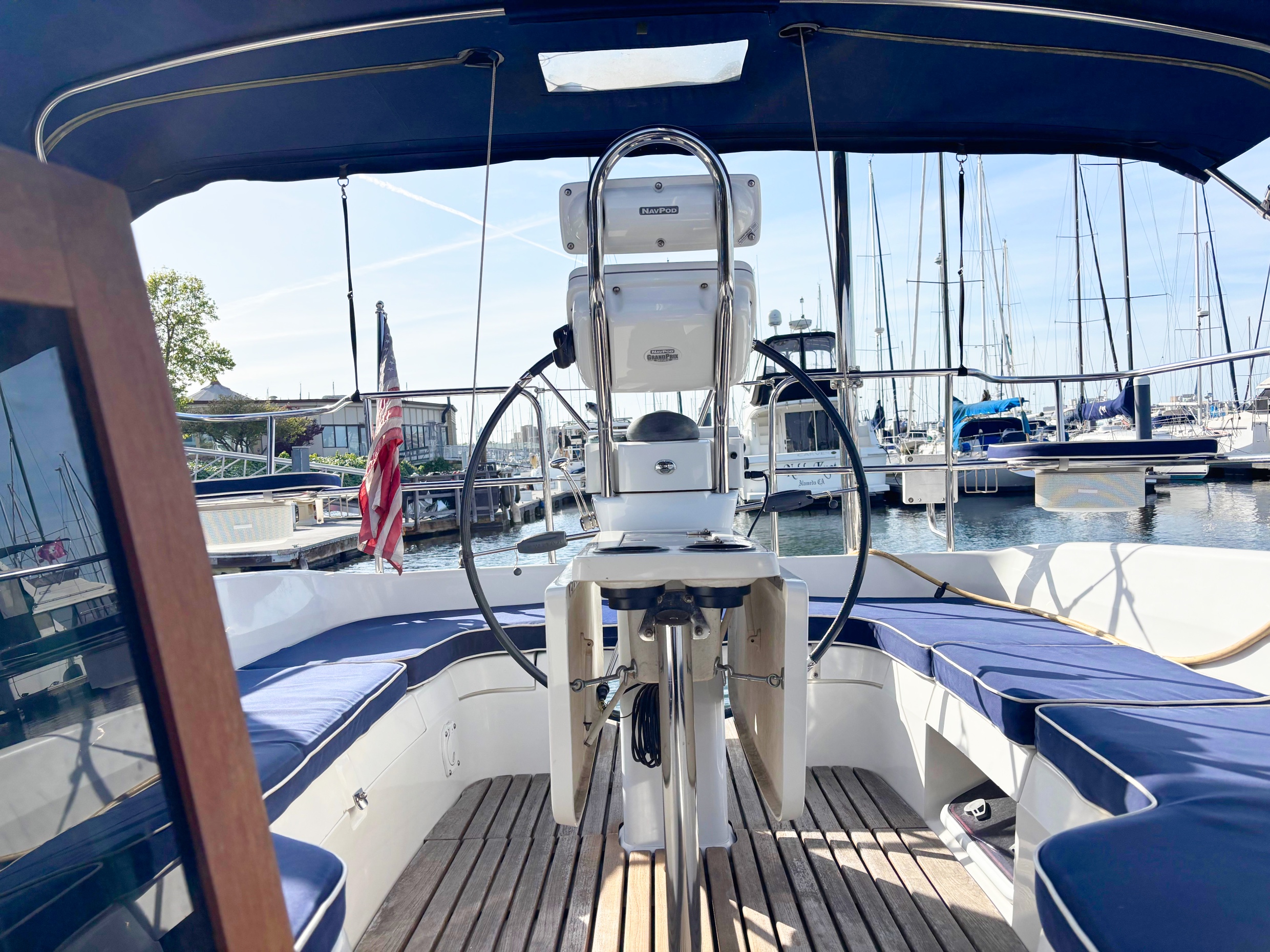 Catalina 375 - NORTHERN SKY 17