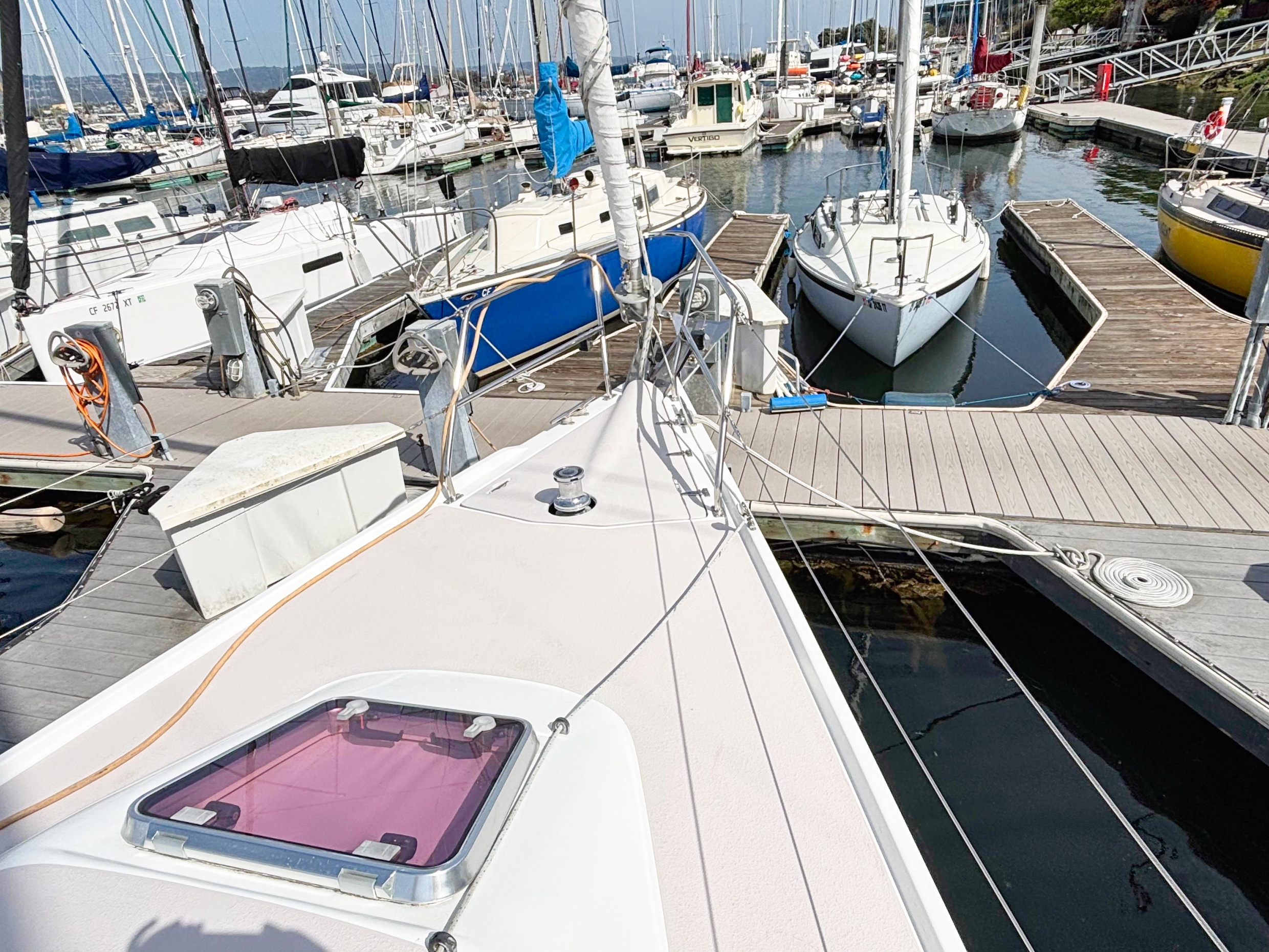 Catalina 375 - NORTHERN SKY 20