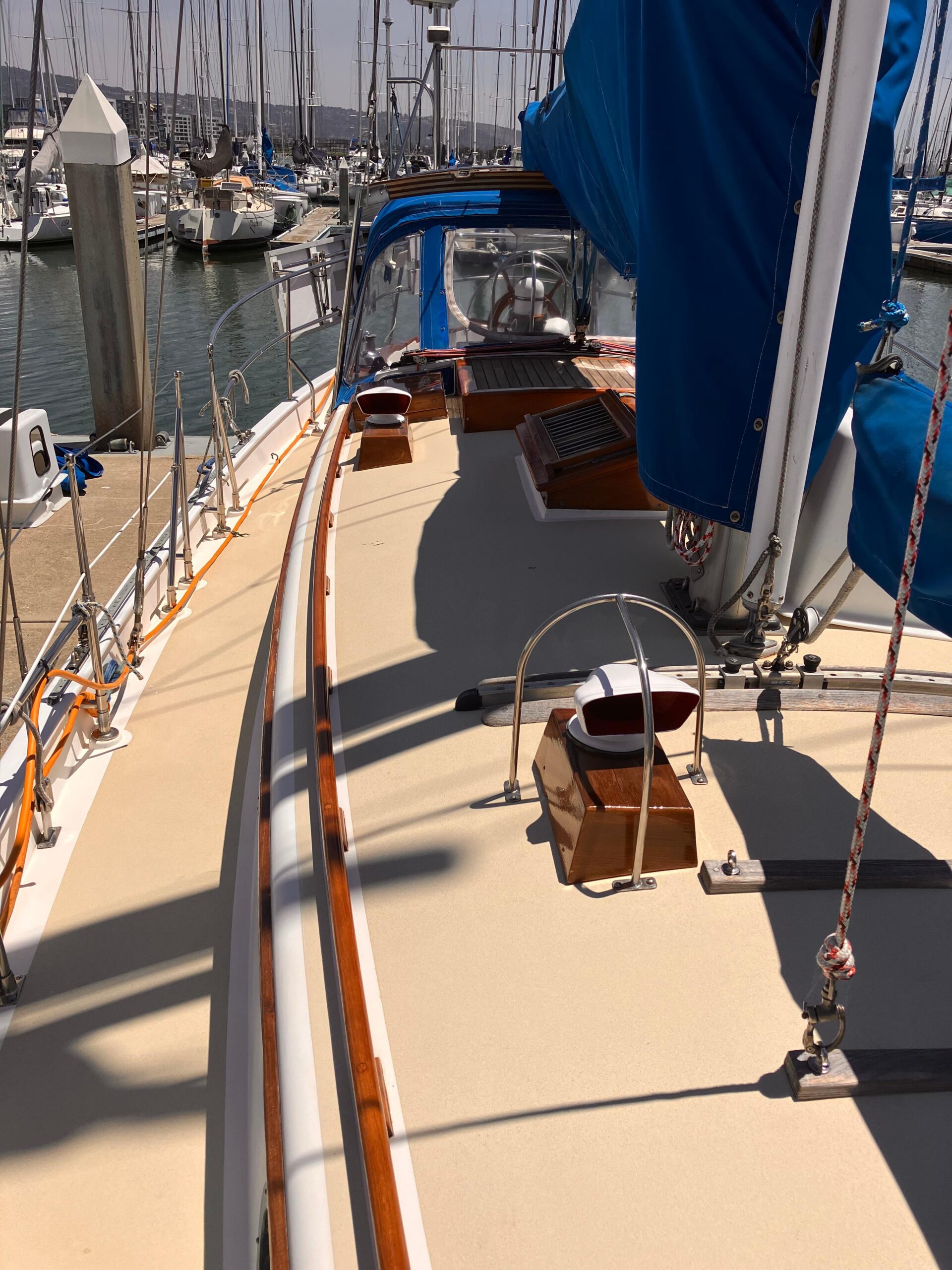 Tayana 37 MKII - FOUR WINDS 10