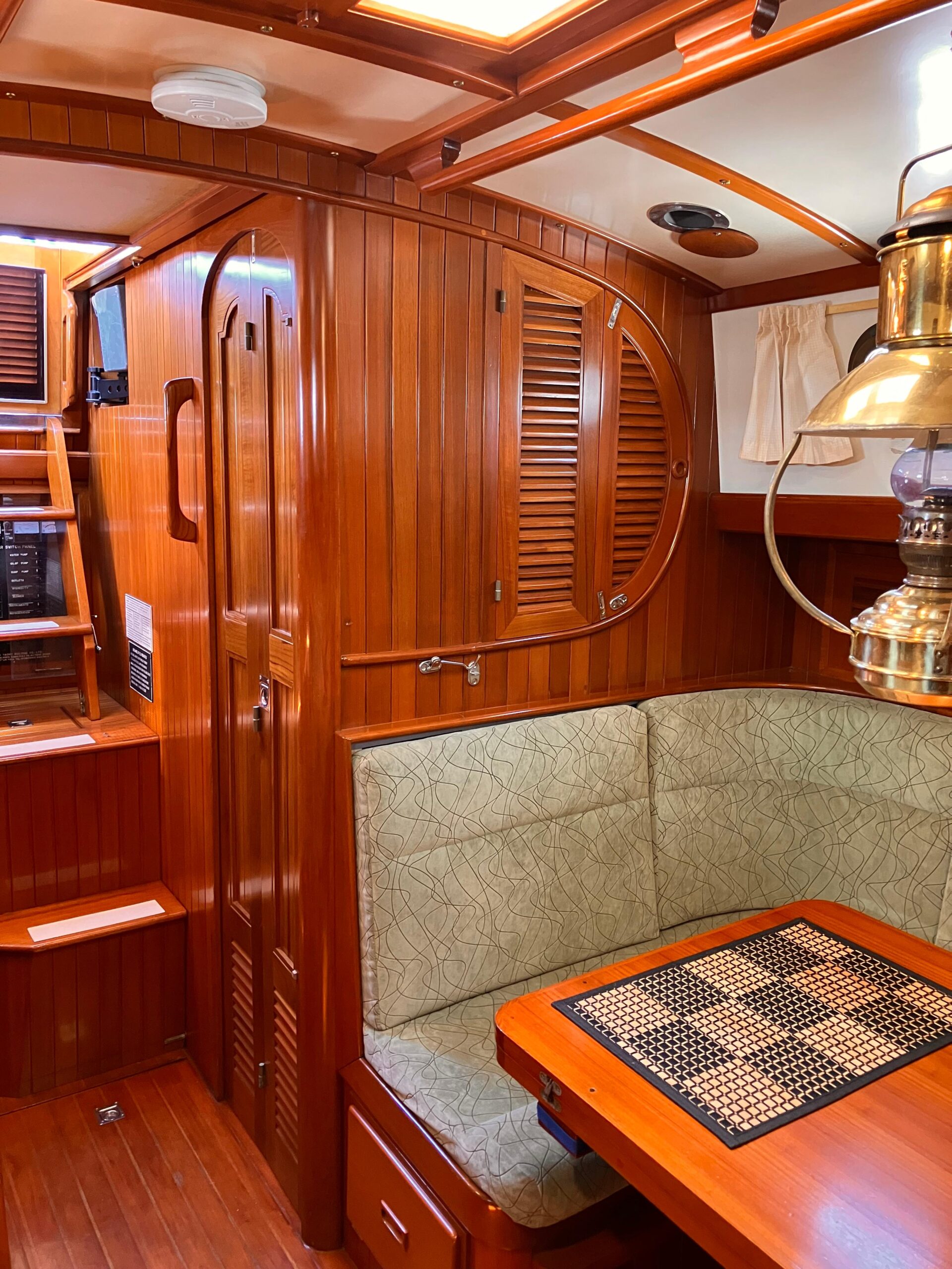 Tayana 37 MKII - FOUR WINDS 33