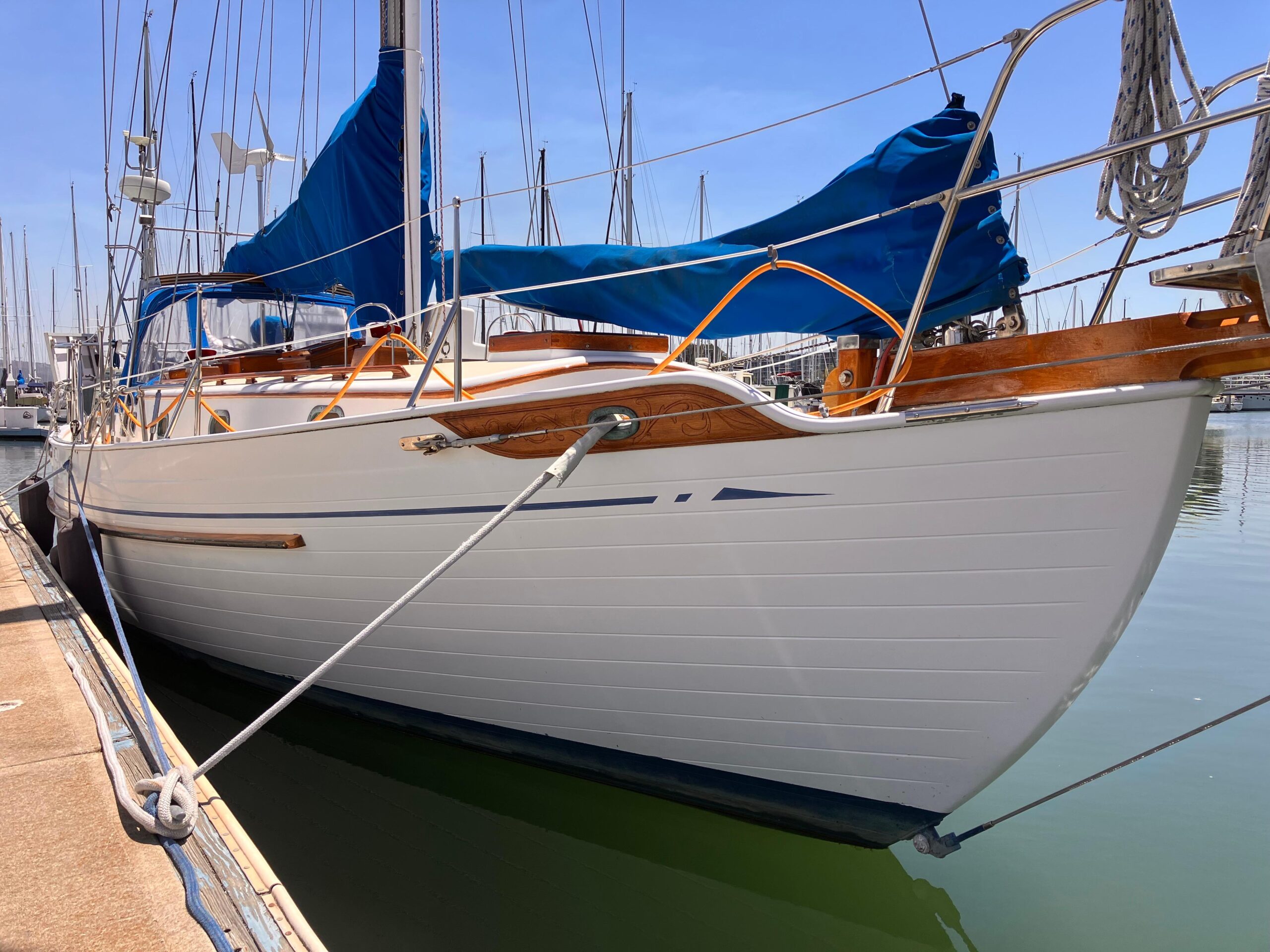 Tayana 37 MKII - FOUR WINDS 6