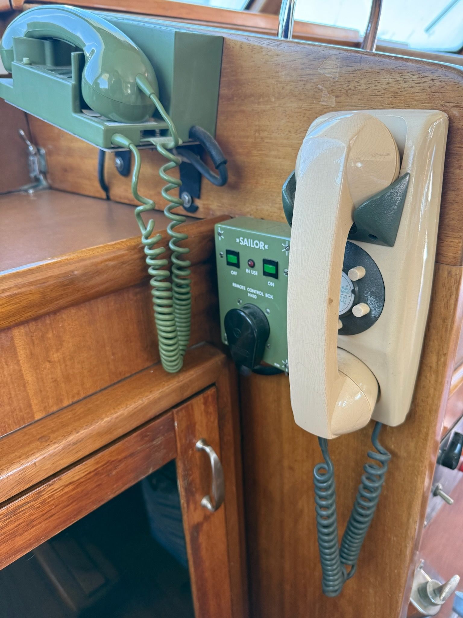 Hatteras 53 MY - CHARTMAKER 31