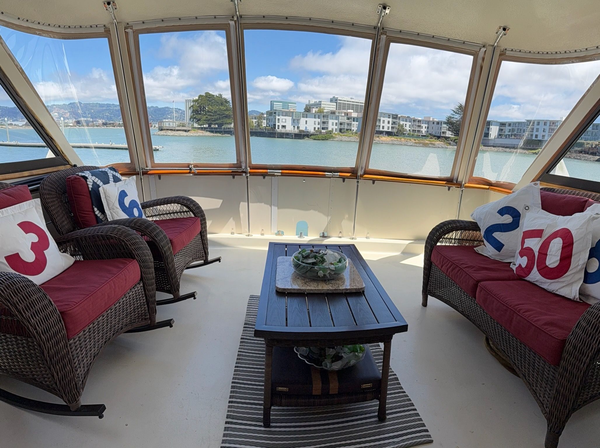 Hatteras 53 MY - CHARTMAKER 33