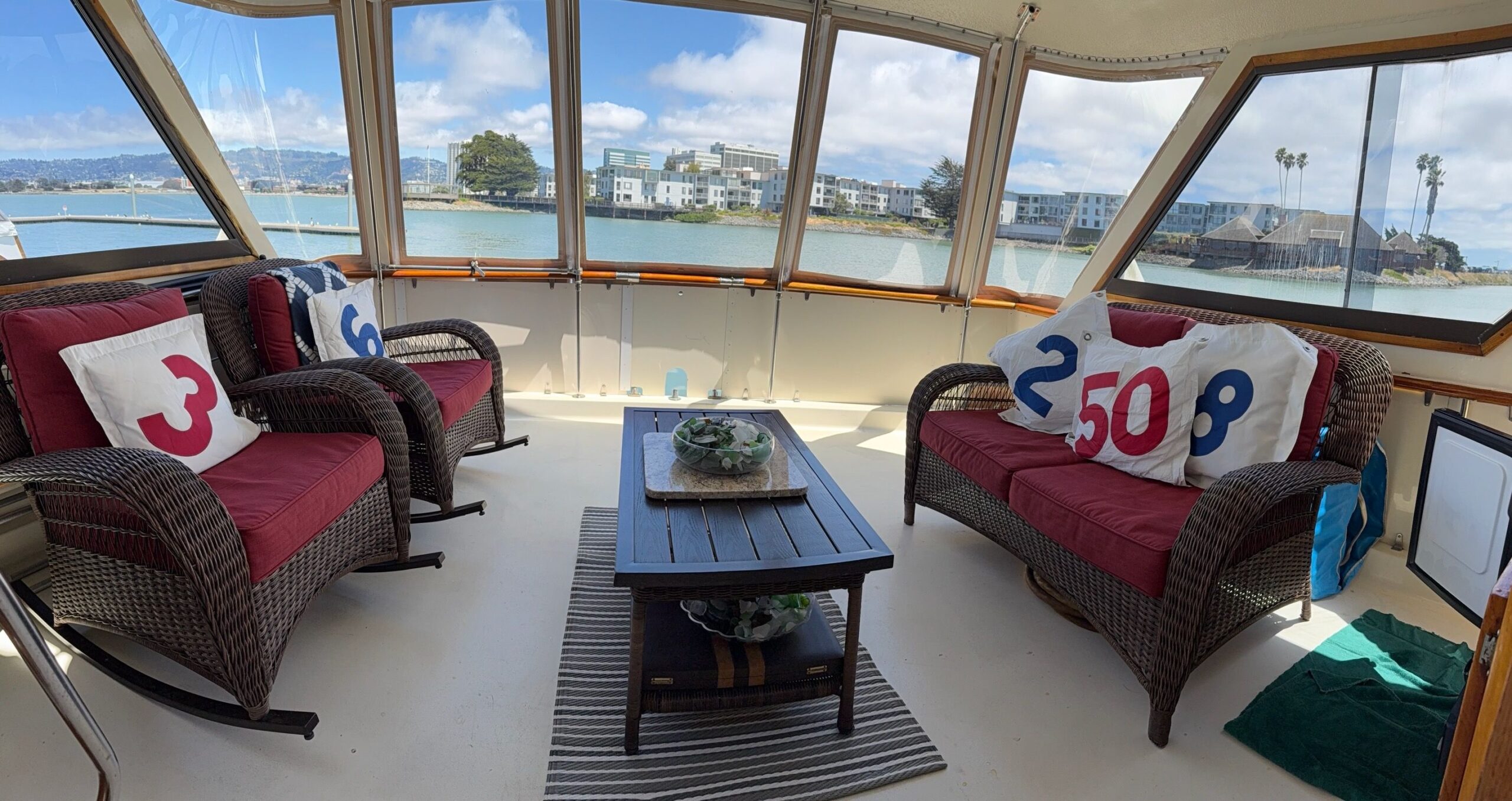 Hatteras 53 MY - CHARTMAKER 34