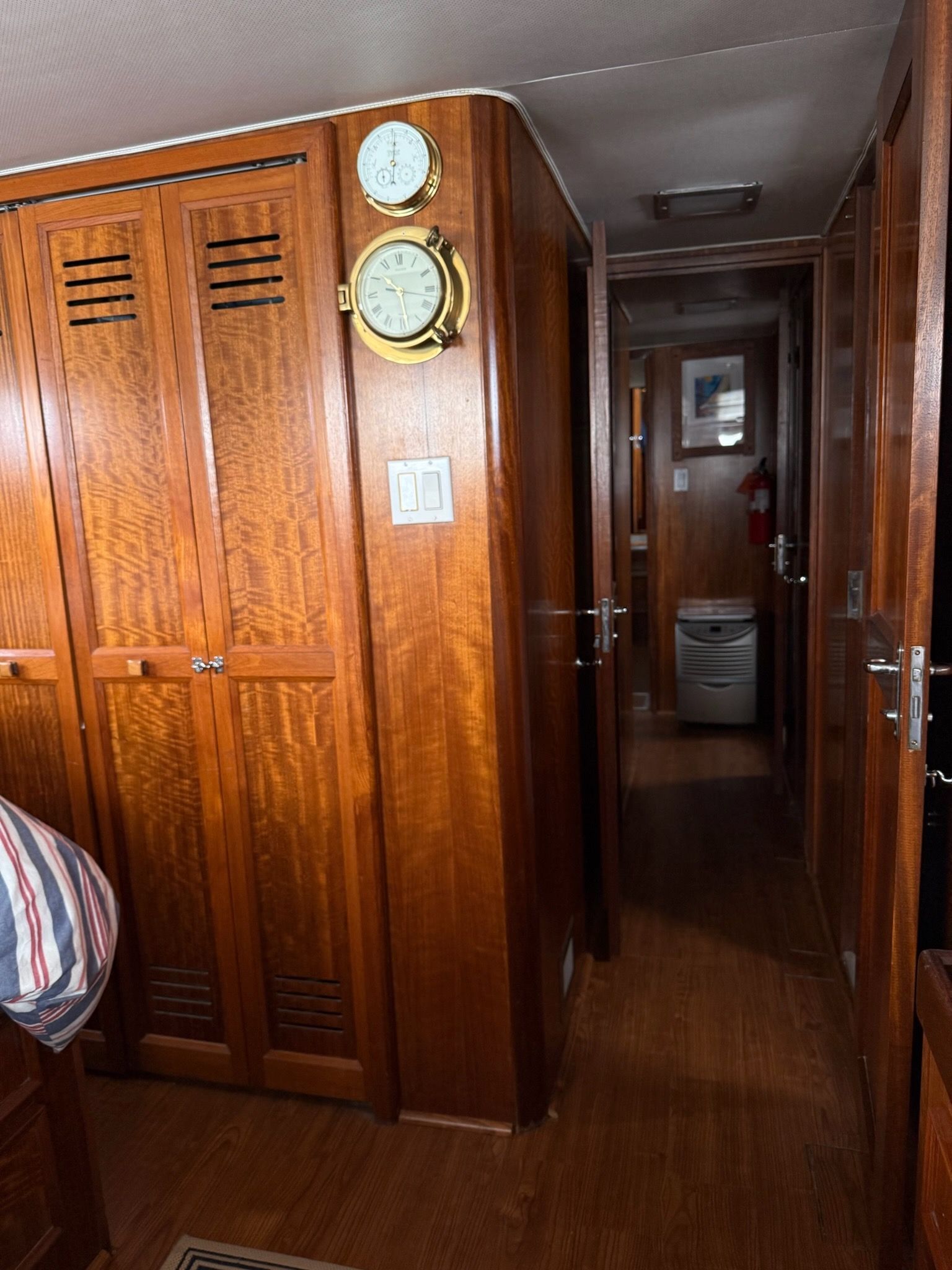 Hatteras 53 MY - CHARTMAKER 46