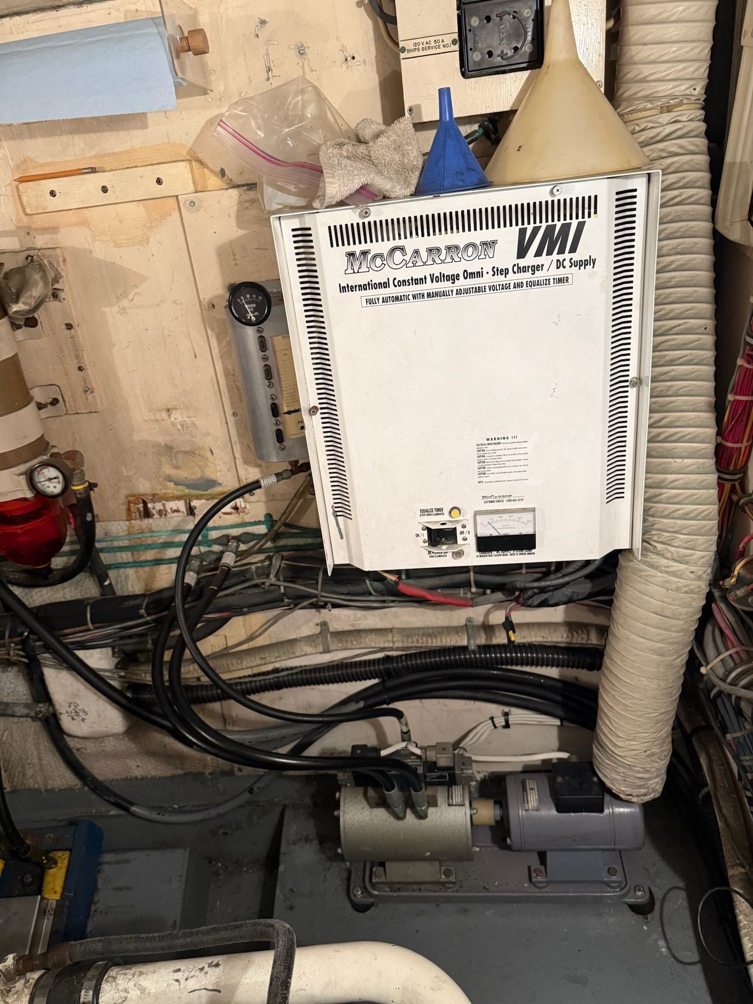 Hatteras 53 MY - CHARTMAKER 59