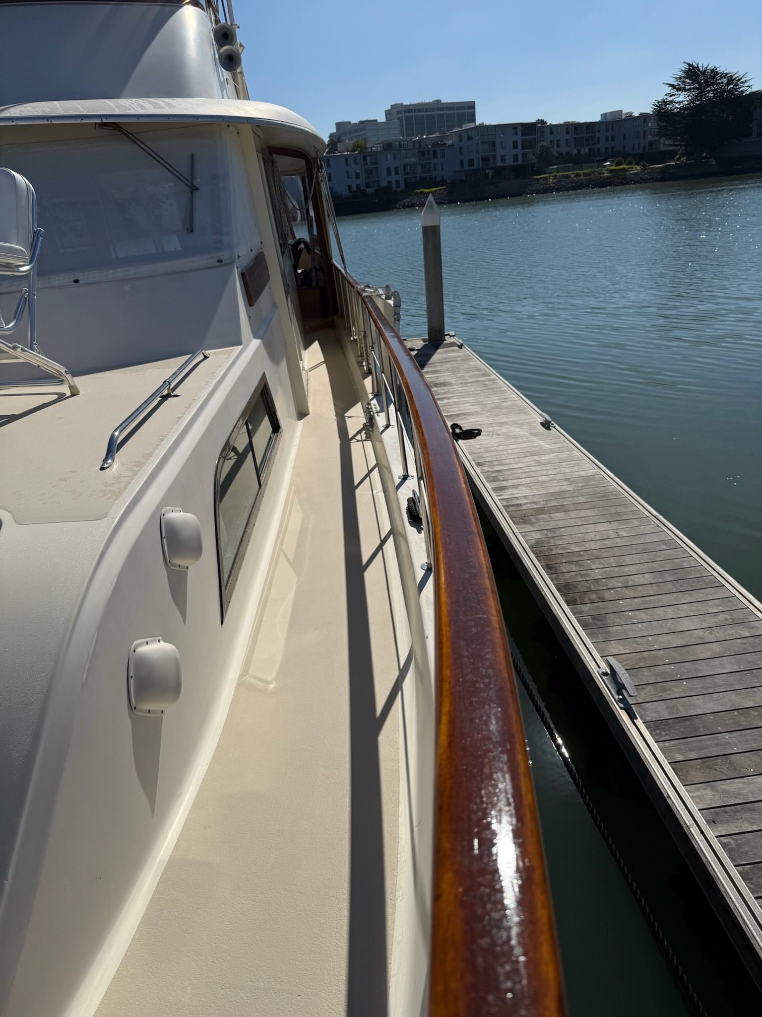 Hatteras 53 MY - CHARTMAKER 7