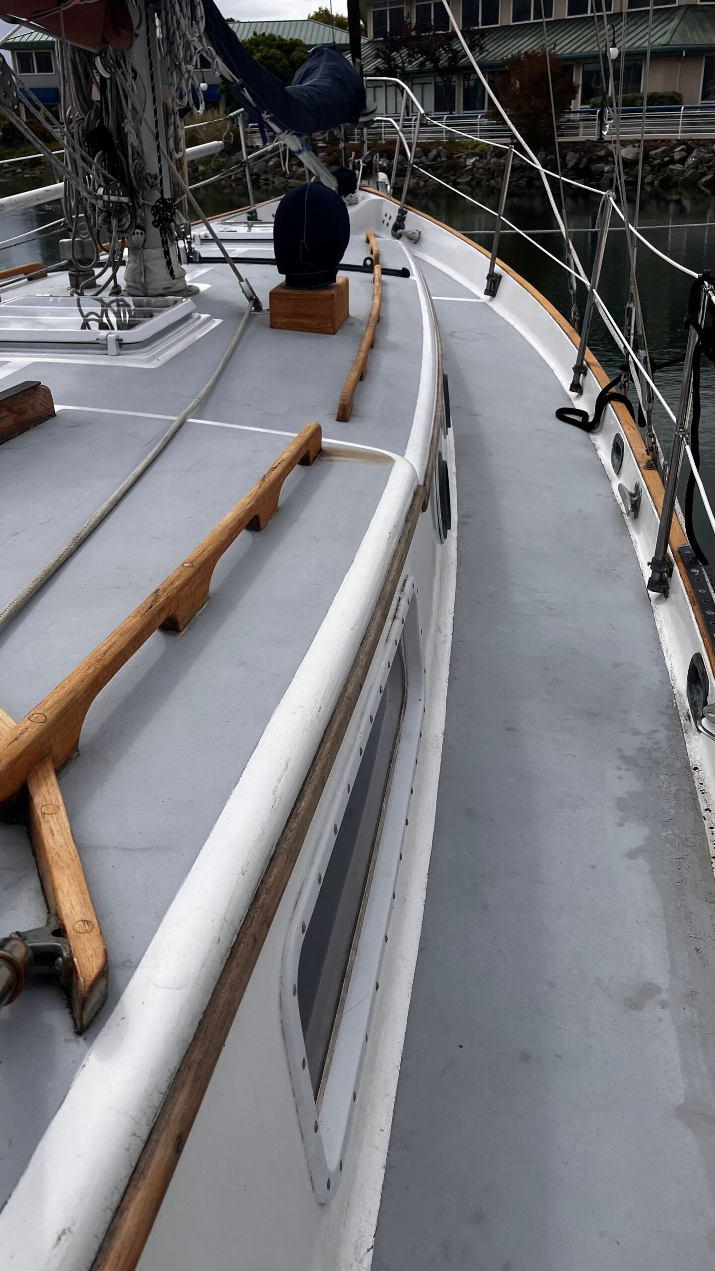 Kaiser Gale Force 34 Cutter 4