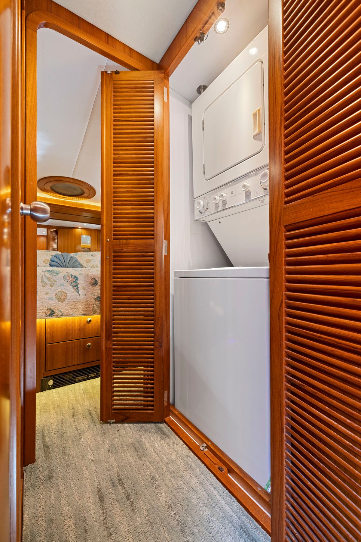 Symbol 558 - DOS GATOS 47